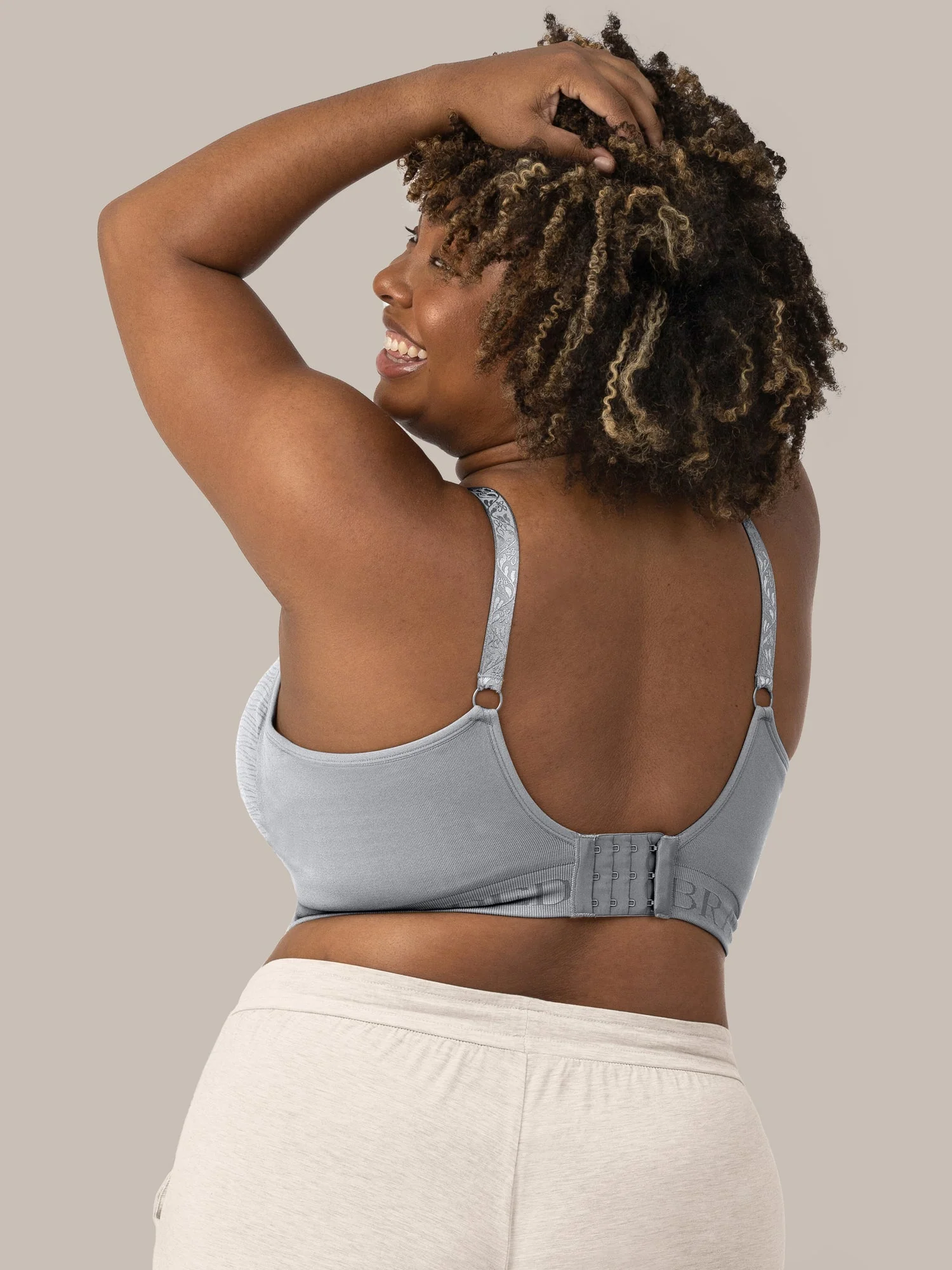 Sublime® Hands-Free Pumping & Nursing Bra | Grey - Image 4